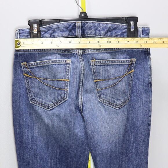 GAP Curvy Flare Jeans Size 4 Ankle Medium Wash Bootcut Denim - Picture 3 of 4